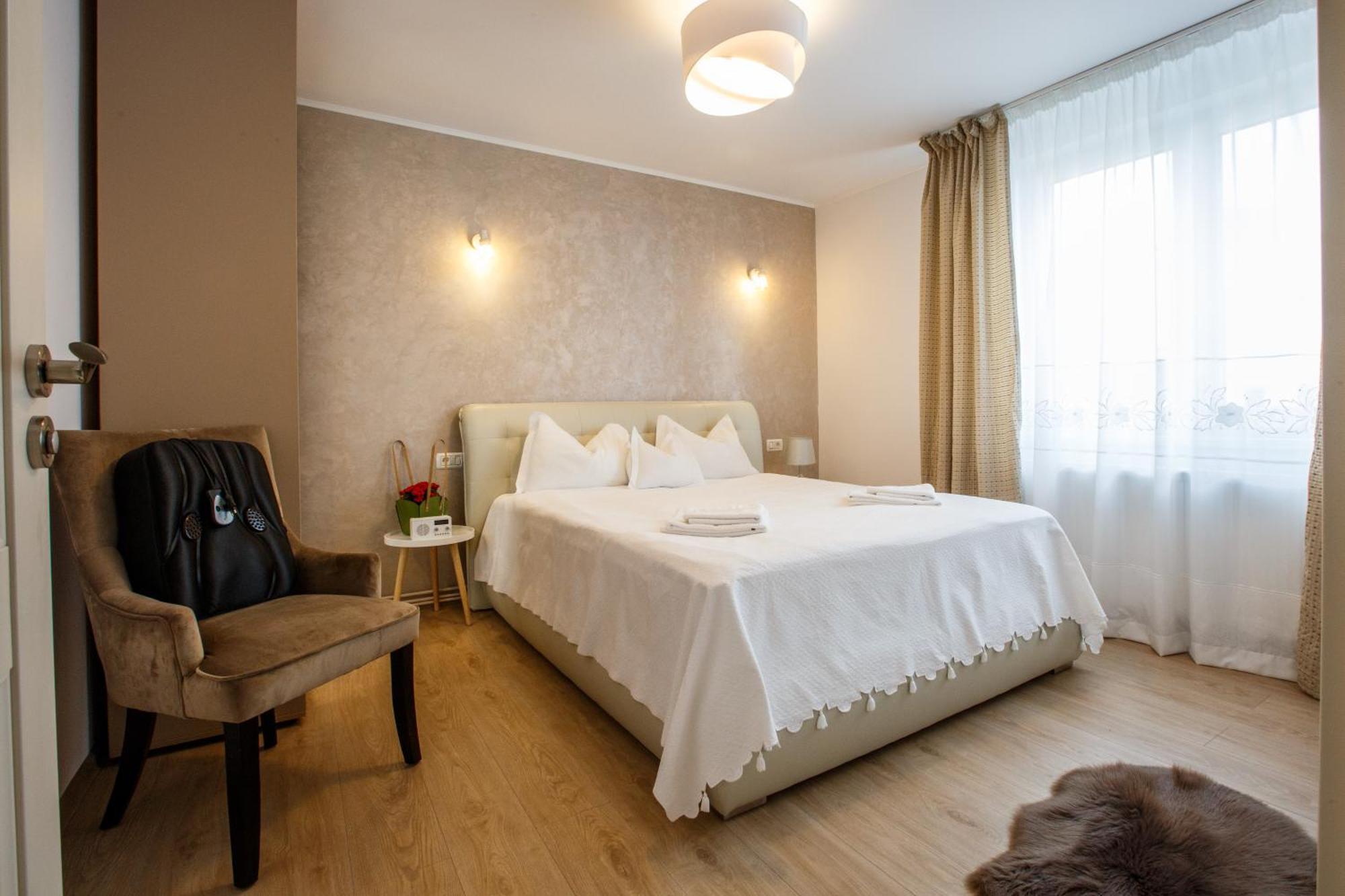 Perfect Apartment Central Braşov Buitenkant foto